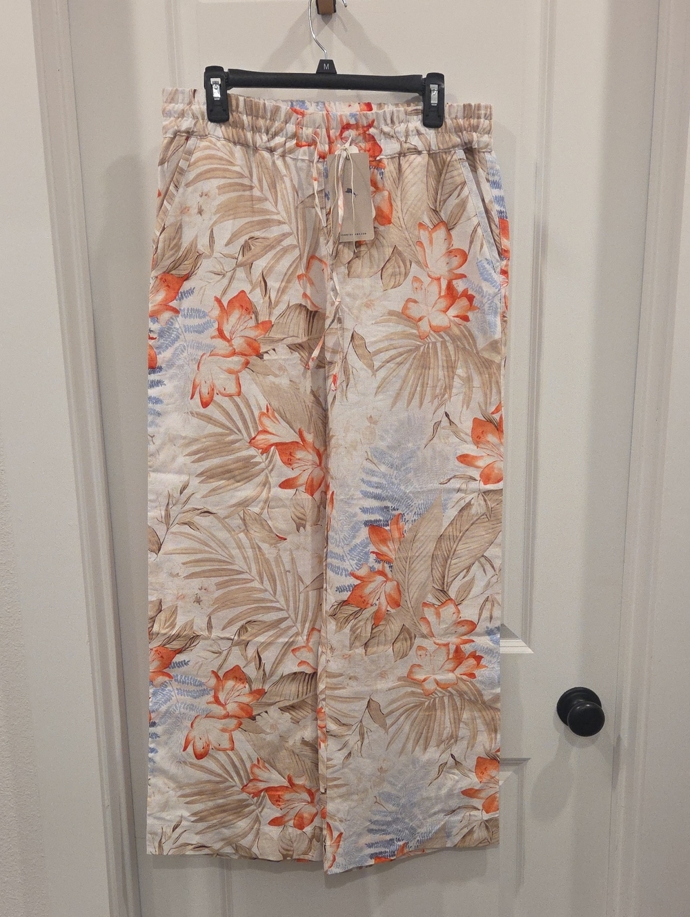Tommy Bahama White Pants with Orange & Blue Floral Print Wide Leg